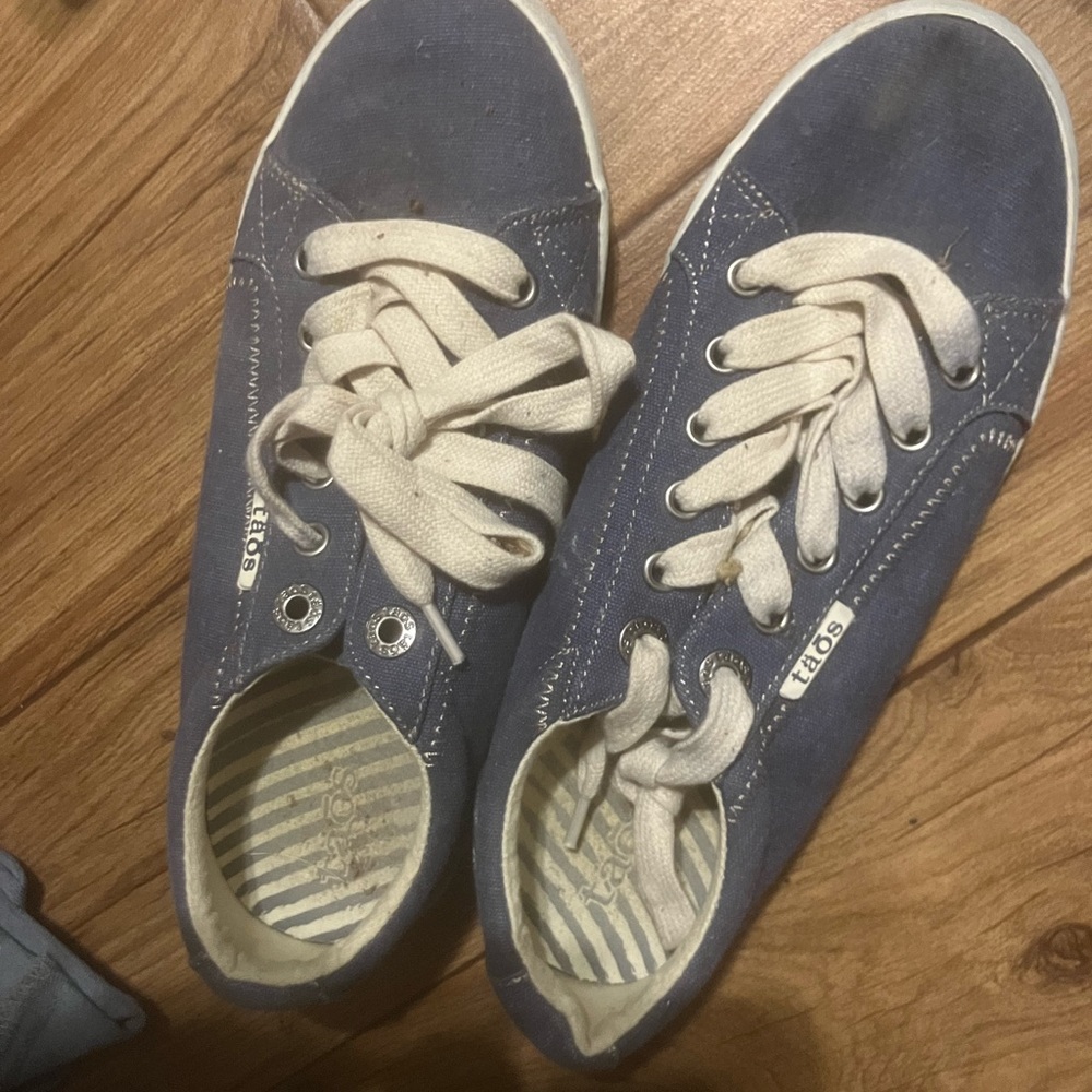 Women’s Taos